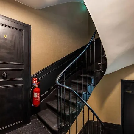 بيت للعطل Cosy Bedroom - Tour Eiffel Champs De Mars 6a باريس